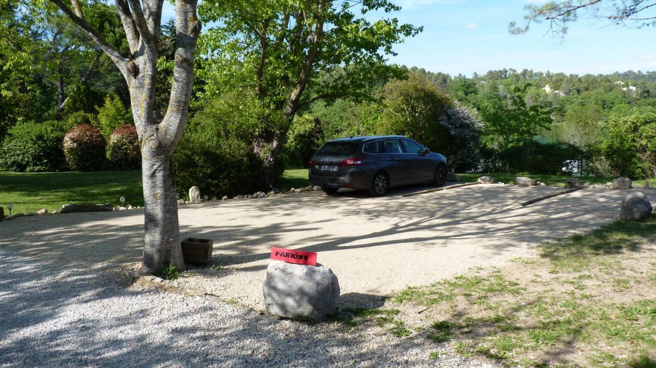 Le Mas De La Diligence Mirabeau (Vaucluse) Exterior foto